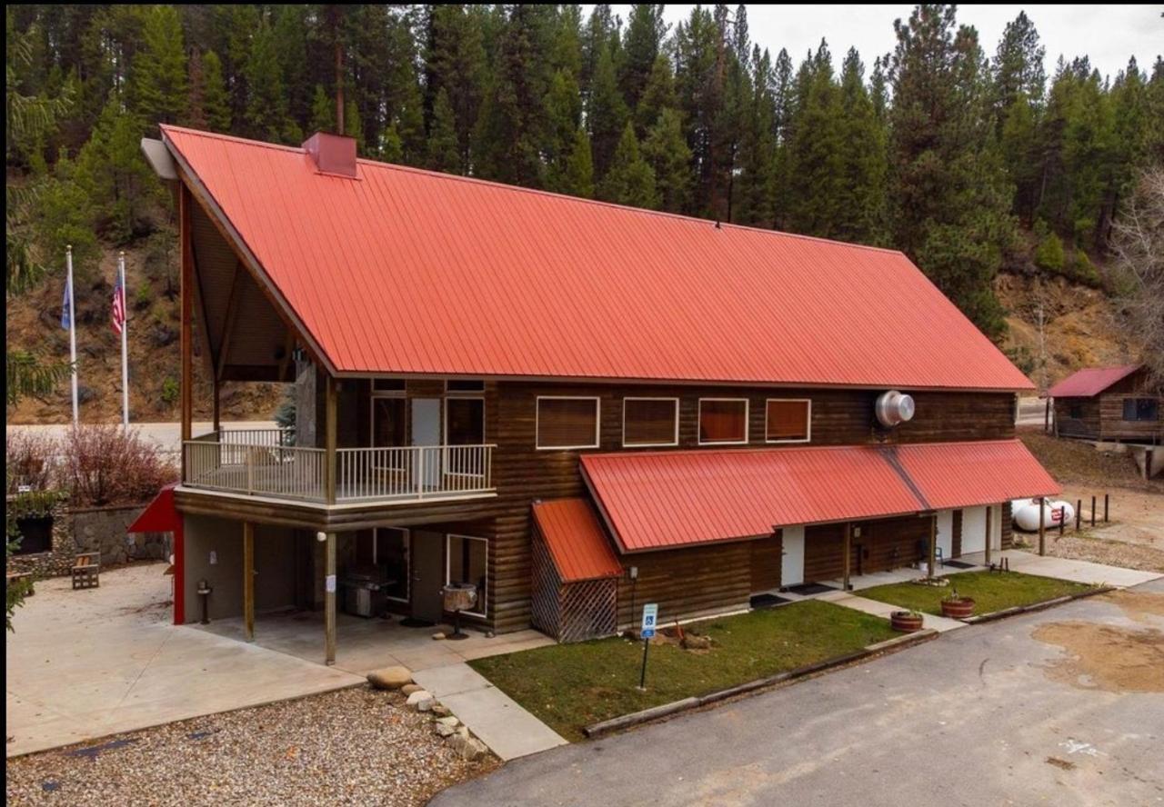 Southfork Lodge - Riverside Inn Lowman ภายนอก รูปภาพ