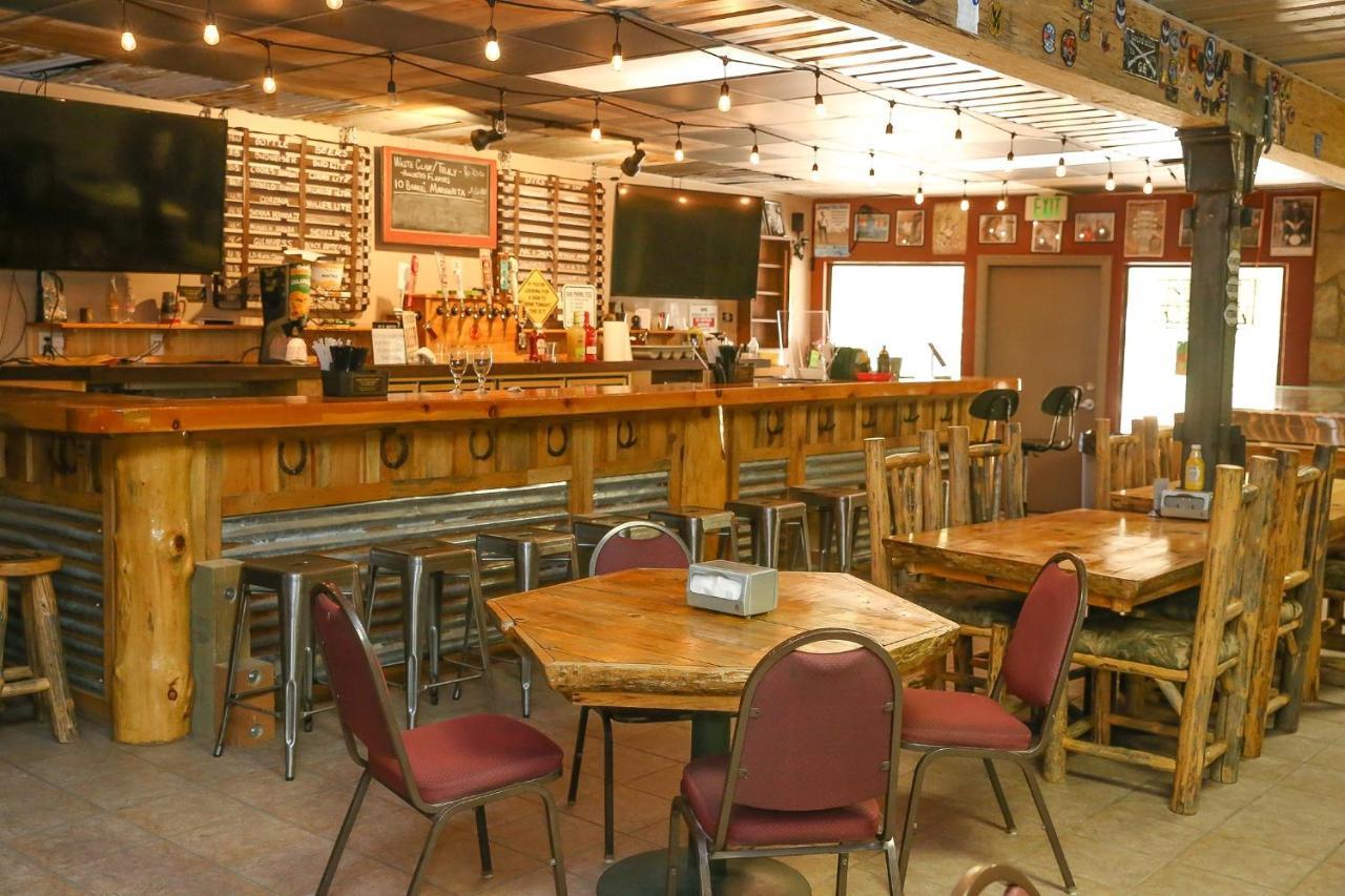 Southfork Lodge - Riverside Inn Lowman ภายนอก รูปภาพ